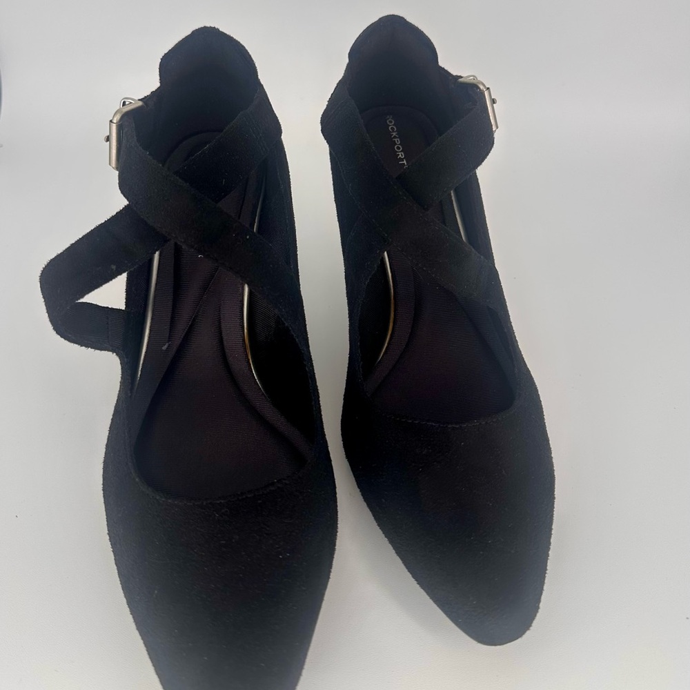 Rockport Black Women's heels buckle straps size 9